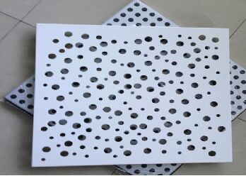 冲孔铝单板