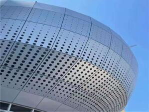 幕墙铝单板的多样化设计是否会影响其防火性能？